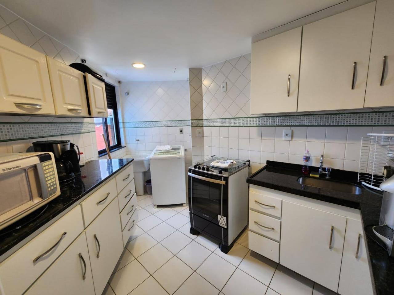 Apartamento Conforto E Brisa Do Mar! Ape Com 2 Quartos A 70m Da Prainha *